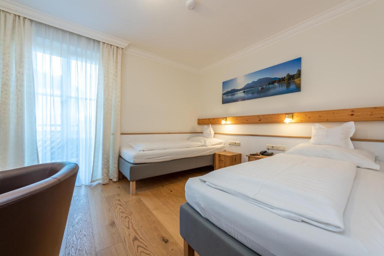 Hotel & Restaurant Ragginger Attersee 阿特湖畔的努斯多夫 外观 照片